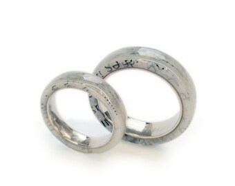 eternal paper wedding bands with silver sleeve + engraving - custom made of paper layers - durable and waterproof