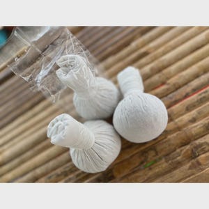 Thai Herbal Ball Face Massage Set: Natural Spa Compress, 50g x 6