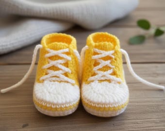 Crochet Baby Sneakers Pattern – Unisex Booties, 4 Sizes (PDF Pattern)