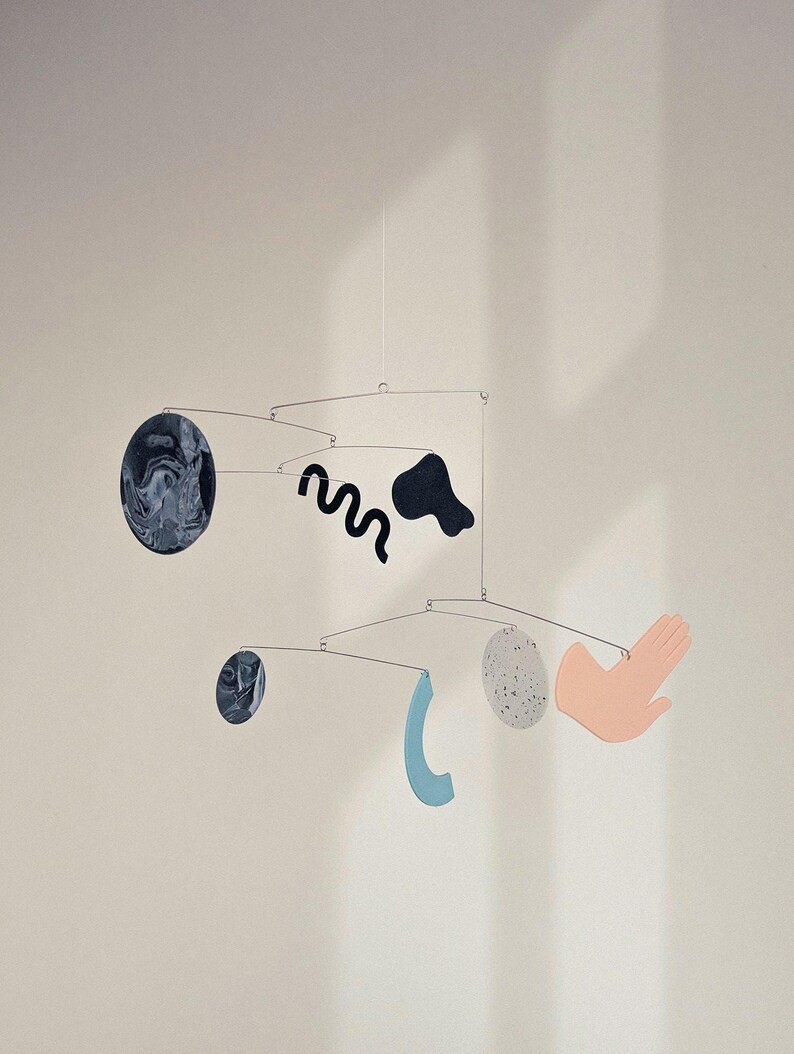 Système solaire suspendu | Attrape-soleil planète minimaliste, décoration Slow Living - Mobile cinétique abstrait image 2