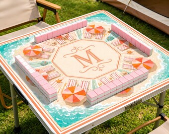 Tavolo da Mahjong di lusso a tema spiaggia con set completo di tessere e tappetino personalizzato con monogramma - Elegante e moderno gioco di Mahjong per l'arredamento di casa