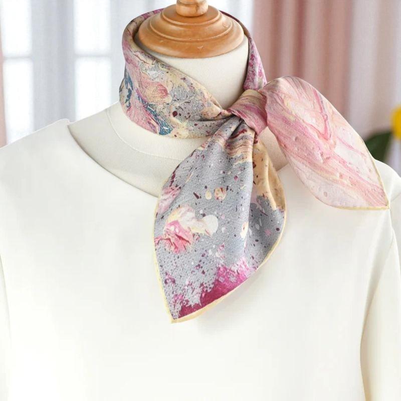 Foulard Tour De Cou En Soie ECHO Vintage - Jaune Et Gris - 70cm X 70cm