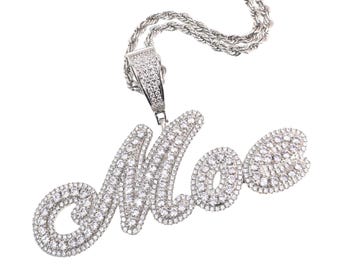 Pendentif prénom avec lettres manuscrites personnalisées avec chaîne en acier inoxydable, collier plaque signalétique glacé pour elle, bijoux bling-bling avec diamants CZ pour femme