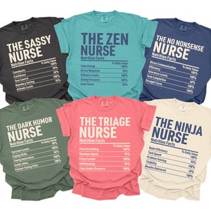 May include: A handmade wooden sign with the word "Welcome" in a whimsical font. The sign has a distressed white background and a dark brown frame, suitable for a front door or hallway. The sign is roughly 30 cm wide and 15 cm tall.