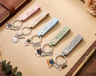 Llavero de cuero personalizado con nombre para graduación, llavero de la clase 2026, regalo de graduación, llavero de pulsera para ella, regalo de graduación universitaria