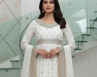Weißer Schwerer Abfolge Arbeit Anarkali Kleid Dupatta 3 STÜCKE Set Fancy Neck Kleid Hochzeitskleid Pakistanisches Kleid Langes Kurti Indisches Hochzeit Partywear Kleid