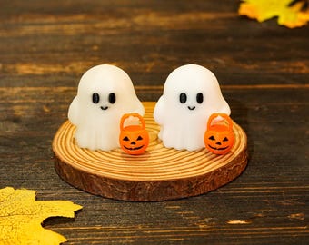 Tiny Adorable Trick-or-Treat Ghost - 3D Printed Halloween Desk Decor, Spooky Fall Home Accent, Cozy Office Display, Unique Autumn Gift