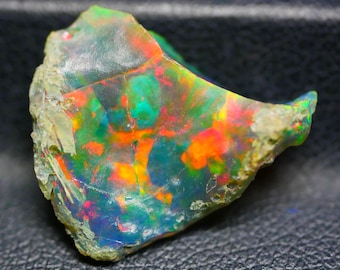 5.10Ct Äthiopischer Schwarzopal, AAA-Regenbogen-Welo-Feueropal