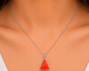 Pendentif en argent sterling 925, 7,85 ct, pierre de lune naturelle orange, taille triangle (13x13x6 mm)