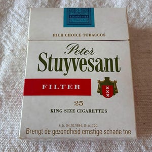 how much was a pack of cigarettes in 1994 Basic Ad Cigarettes price hi-res stock photography