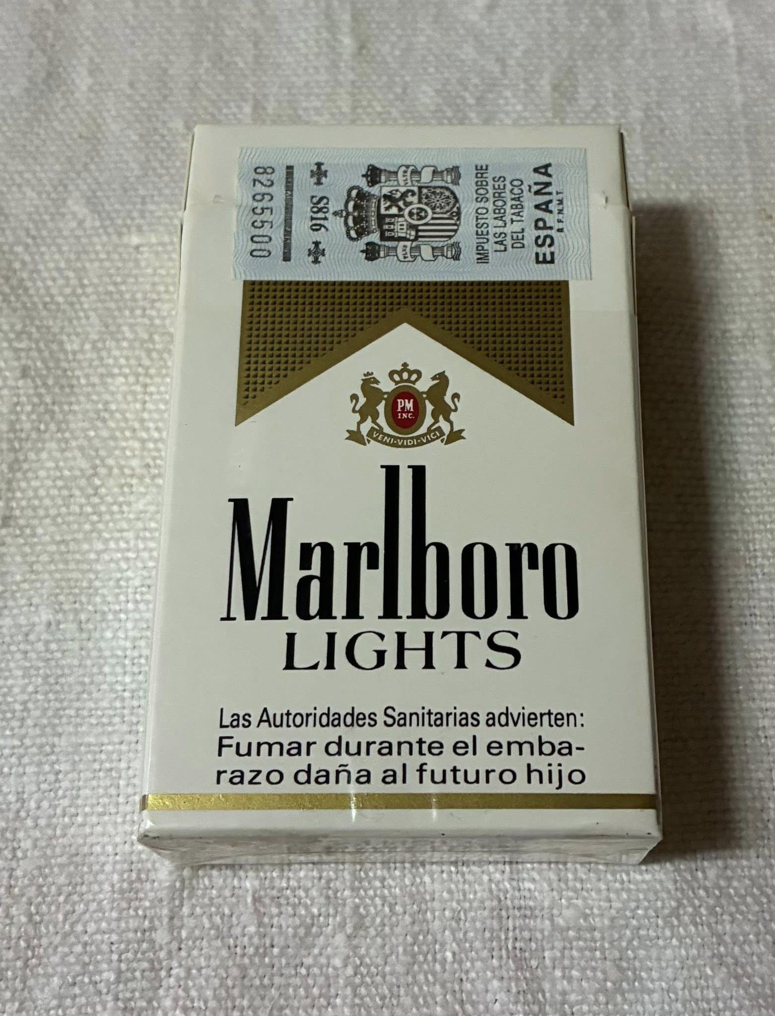 vintage marlboro light up cigarette pack Lights Cigarettes Cigarette Paper Box Empty Cigarette Zigaretten Sigarette Cigarettes Vintage Marlboro Lights Empty Pack