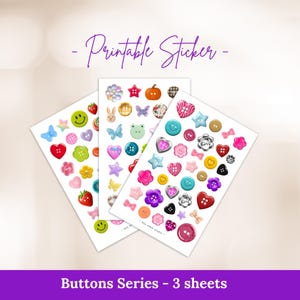 Könnte beinhalten: Drei Bögen mit bedruckbaren Aufklebern mit bunten Knopfdessins. Die Aufkleber zeigen Herzen, Sterne, Blumen und Smiley-Gesichter. Der Text "Printable Sticker" und "Buttons Series - 3 sheets" sind sichtbar.