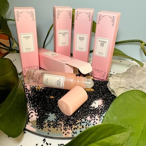 Essential Oil Perfume- Long lasting Fruity Woody Musk Cedar Vanilla Fragrance Perfume Roll