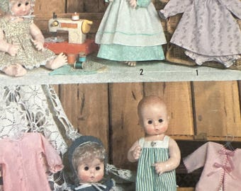 Simplicity 218 Baby doll wardrobe pattern medium doll 15 to 16 inch tiny Tears dress booties panties sundress hat romper doll orig pattern