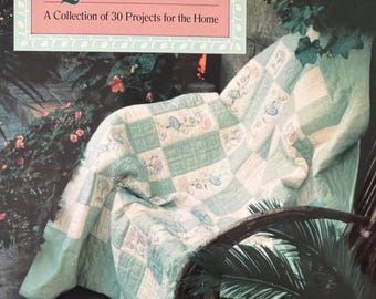 Victorian Quilting 1990 - 30 Quilt projects for the home Vanessa-Ann collection-table runner- appliqu-lace rose-patterns- button-baby-leaves