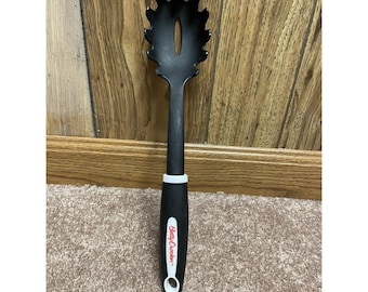 Betty Crocker Pasta Serving Spoon Black Vintage 11"