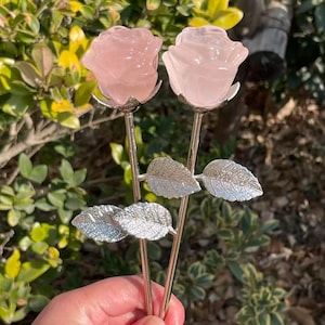 Handgeschnitzte rosa Rosenquarz-Kristallrose, Hauptdekor, Feiertagsgeschenke
