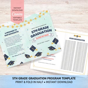 Puede incluir: Una plantilla imprimible para el programa de graduación de 5º grado. El programa es de color azul claro con estrellas doradas y birretes. El texto incluye "5th Grade Graduation Class of 2026" y una lista de graduados.