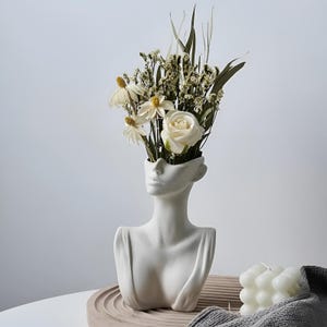 Feminine Abstract Body Vase – Modern Art for Your Home ,Feminine Vase and Special Gift