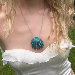 Deep Soul - Seashell pendant jewelry - Mermaid Dream Collection