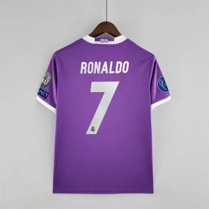 Real madrid ronaldo jersey purple - Etsy 日本