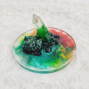 Rainbow Swirl Crystal Circle Jewelry Tray + Raw Crystal Display