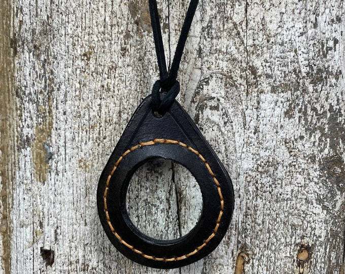 Leather lanyard magnifying lens stitched renaissance revolutionary sca larp medallion magnification small looking glass