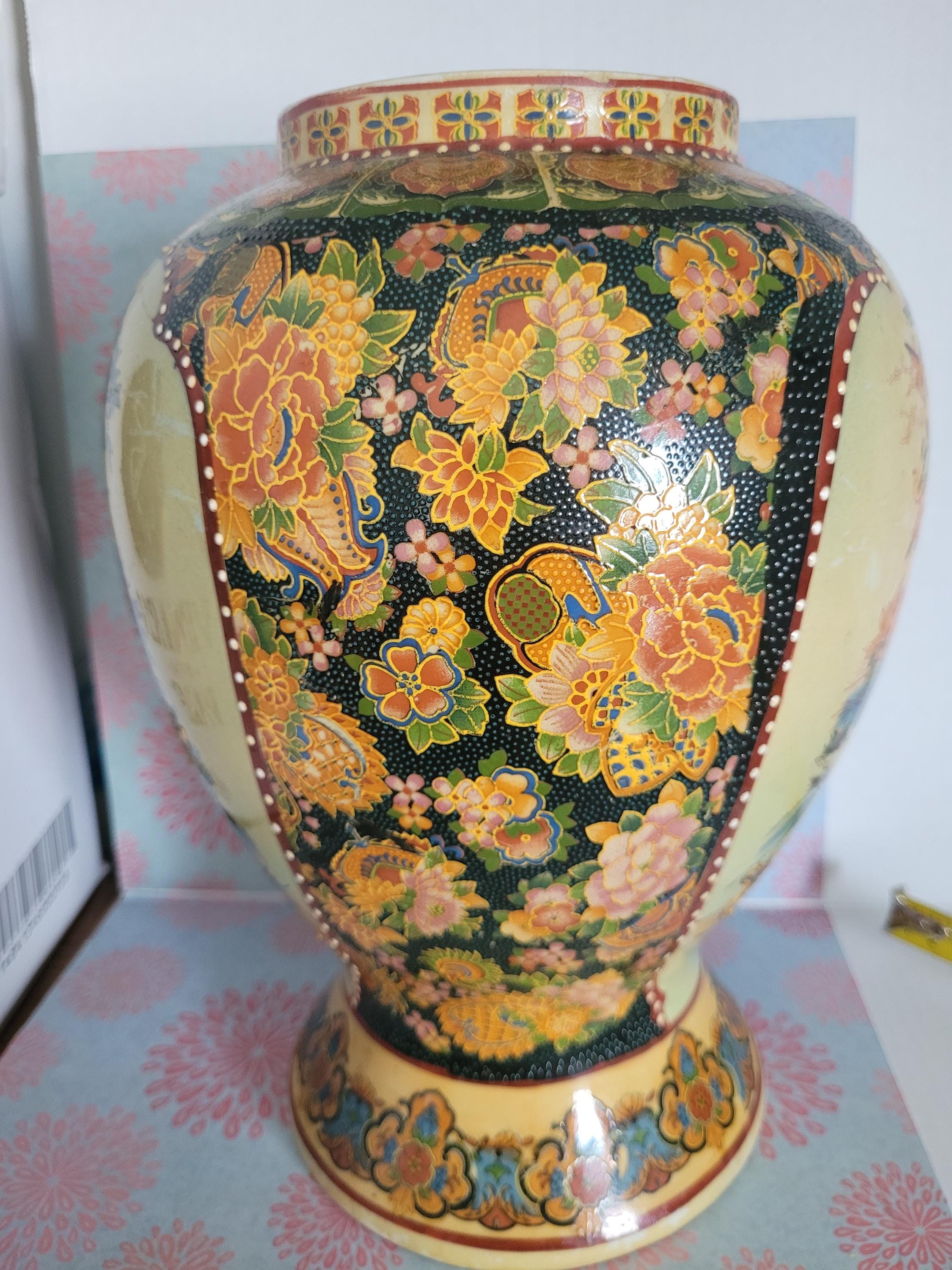 薩摩　大型花瓶 ヴィンテージの大きな薩摩陶器の花瓶。日本の陶器 - Etsy 日本