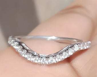 Fede nuziale curva in moissanite: anello di rinforzo placcato in oro bianco 14 carati