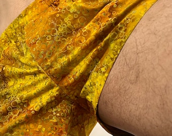 Boxer shorts in mustard and gold