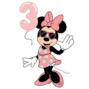 以下が含まれることがあります： サングラスをかけたミニーマウスの漫画イラスト。白いデイジー模様のピンクのドレスとピンクの靴を履いています。ピンクの数字3の風船を持っています。彼女のトレードマークのリボンもピンクです。背景は白です。