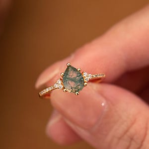 Vintage Agate Teardrop Ring, Dainty Natural Moss Agate Diamond Ring, Art Deco Jewelry, Botanical Jewellery, Anniversary Gift, Gift for Mom