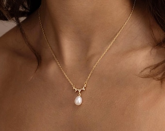 Real Pearl Pendent Necklace,Diamond Leaf Necklace,Pearl Frop Necklace,Bridal Jewelry,Wedding Gift for Her,Bridesmaid Gift,Christmas Gift