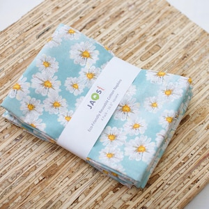 Large Cloth Napkins - Set of 4 - (NE839) - White Daisies on Blue Reusable Fabric Napkins