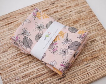 Large Cloth Napkins - Set of 4 (N4669) - Leaves Florals Pink Modern Reusable Fabric Napkins