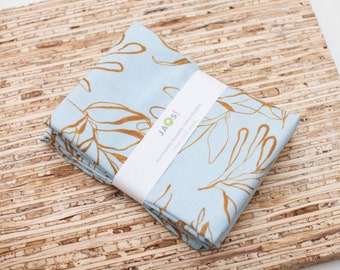 Large Cloth Napkins - Set of 4 (N8319) - Light Blue Foliage Leaves Reusable Fabric Napkins