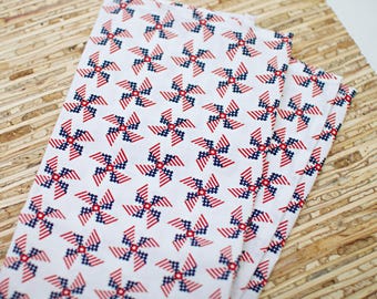 Large Cloth Napkins - Set of 4 - (ND159) - Pinwheel on White Reusable Fabric Napkins