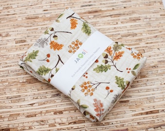 Large Cloth Napkins - Set of 4 (NB366) - Acorn Leaves Toss Beige Reusable Fabric Napkins