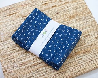 Large Cloth Napkins - Set of 4 - (NC488) - Navy Blue Star Flower Modern Reusable Fabric Napkins