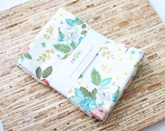 Large Cloth Napkins - Set of 4 - (ND145) - Flowers Toss on White Reusable Fabric Napkins