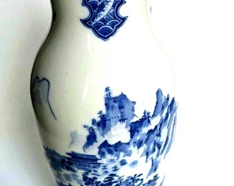 China Chinese Porcelain Vase W/ Landscape Blue White Decoration Ca