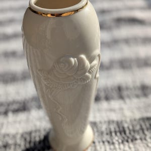 Lenox Vaso French Perle Bouquet In Gres Bianco - 20,3 Cm - Con Perline In Rilievo - Regalo Per Inaugurazione Casa - 4