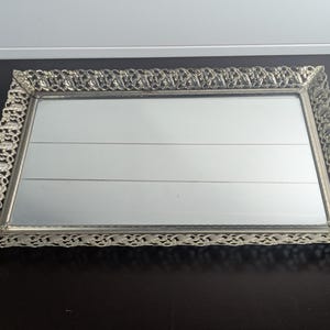 Vintage Filigree Vanity Tray Mirror – Ornate Metal Perfume Jewelry Dresser Display, Hollywood Regency
