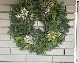 Fresh Noble Fir Christmas Wreath with Cedar, Juniper – 24'' Natural Greenery Door Decor