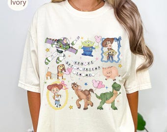 Retro kokett Spielzeug Geschichte Sie haben einen Freund in mir PNG, Spielzeug Geschichte Charaktere Familie passendes Shirt, Disney Trip Design PNG