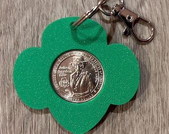 Brelok z koniczynką i ćwierćdolarówką Girl Scout