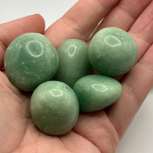 Gobelets en cristal d&#39;aventurine verte naturelle