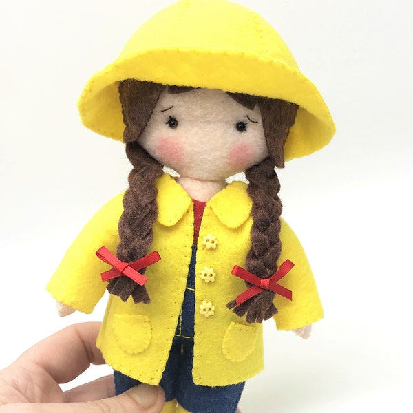 April Bella doll felt sewing pattern and tutorial