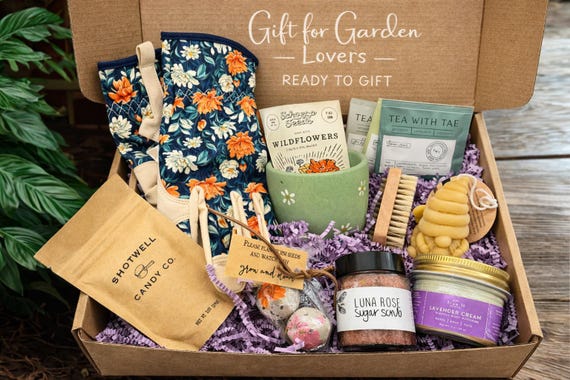Gift for Garden Lovers, Unique Gardening Gift Box, Gift for Mom, Spring Gift Basket, Birthday Gift for Her