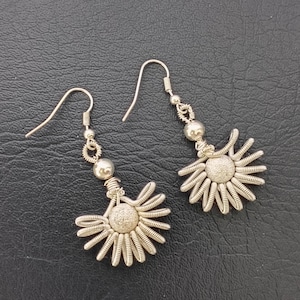 Sterling Silver coil wire coil swirl Dangle Earrings